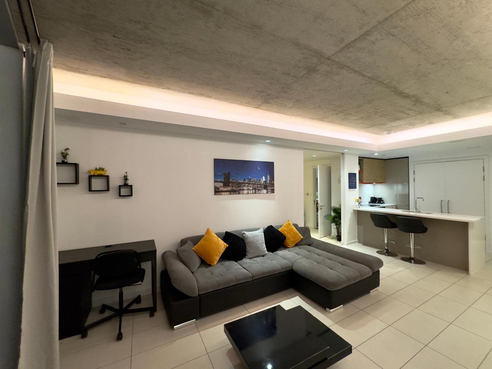 Appartement Excel Cosy With Balcony & River View Close To O2 Arena, Cable Car, City Hall *