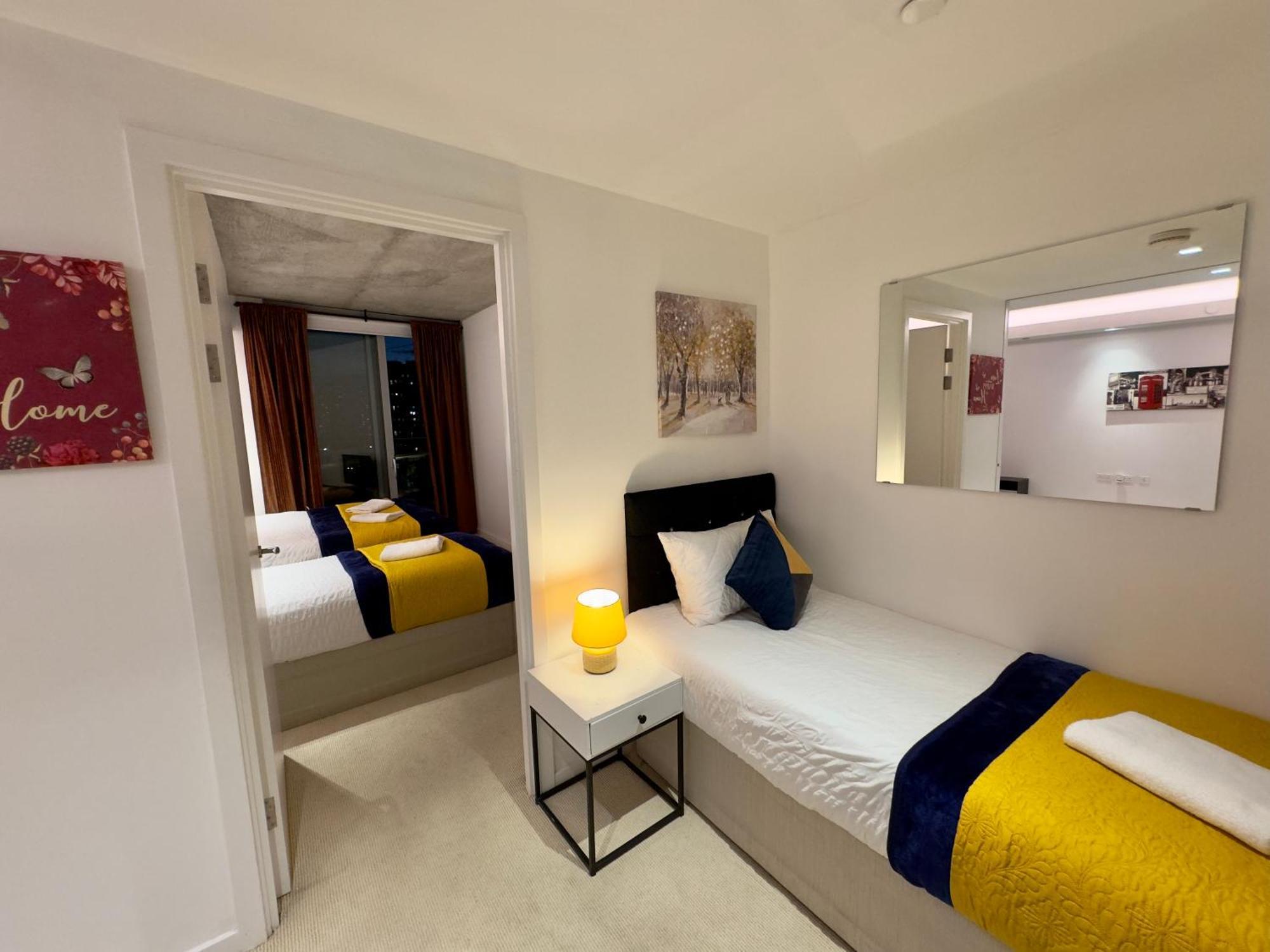 Appartement Excel Cosy With Balcony & River View Close To O2 Arena, Cable Car, City Hall *
