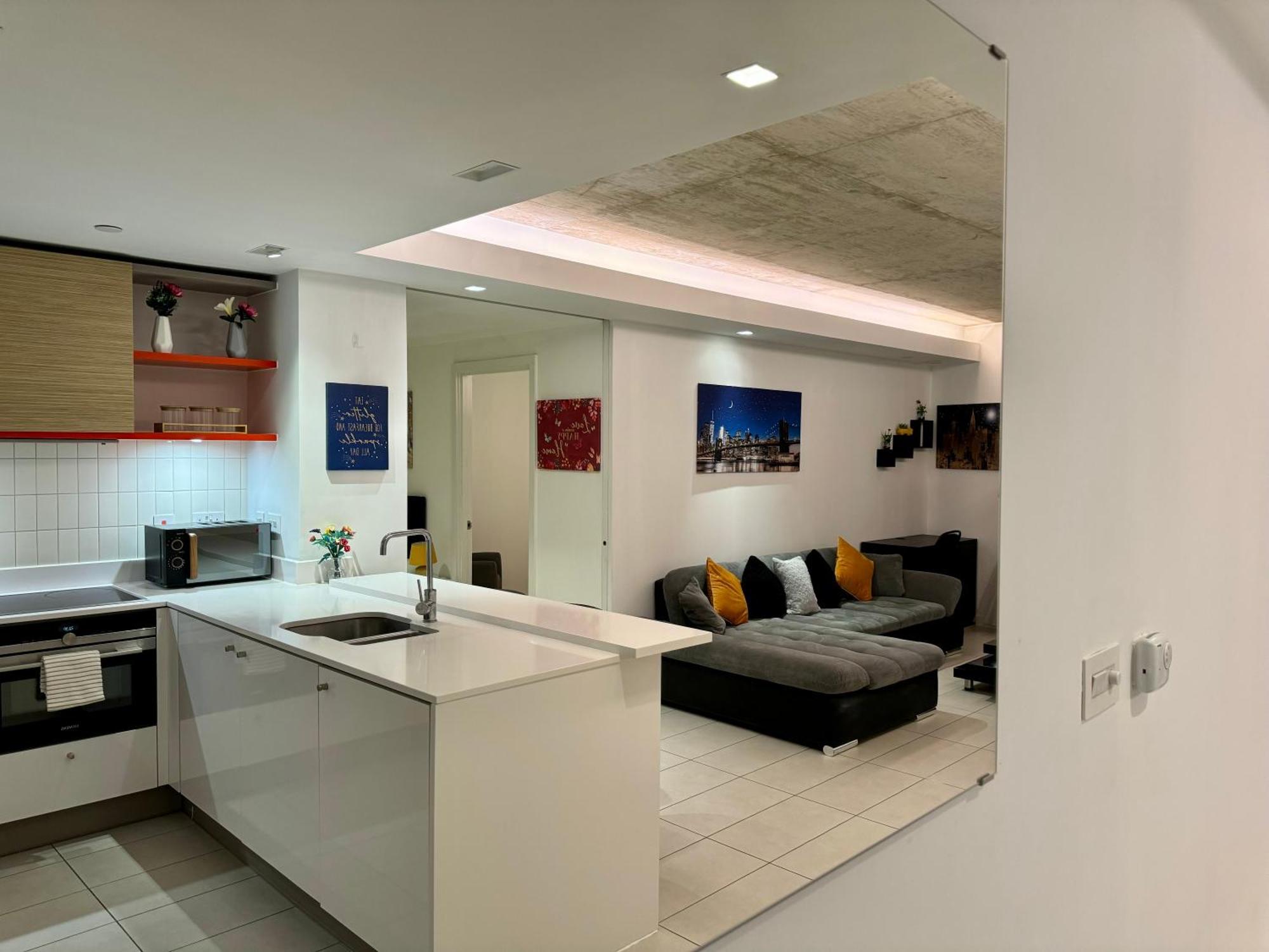 Excel Cosy With Balcony & River View Close To O2 Arena, Cable Car, City Hall Appartement *