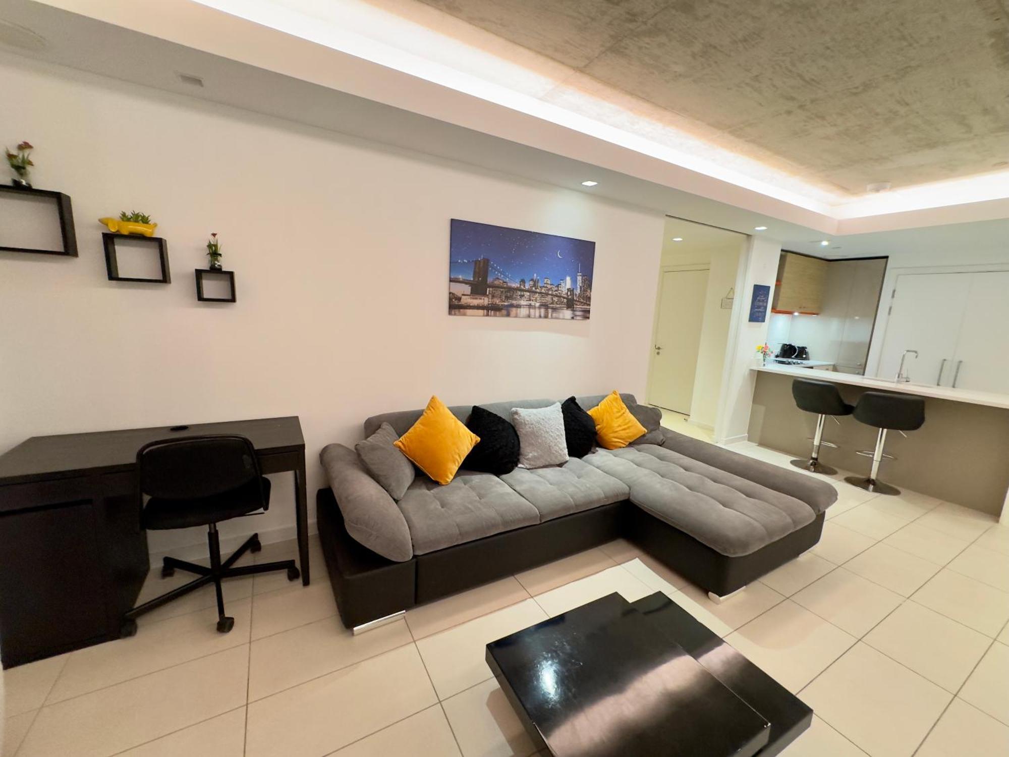 Excel Cosy With Balcony & River View Close To O2 Arena, Cable Car, City Hall Appartement *